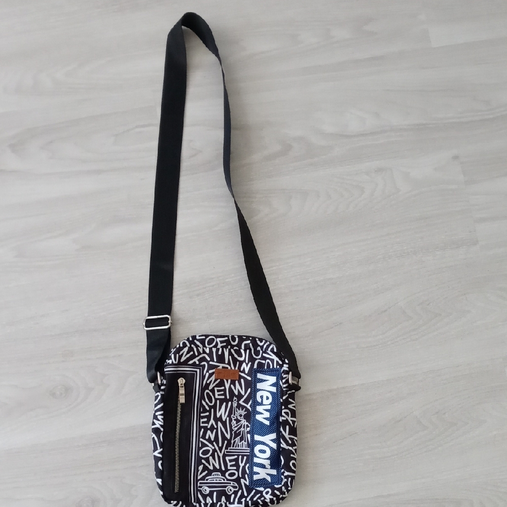 Robin Ruth Crossbody Bag